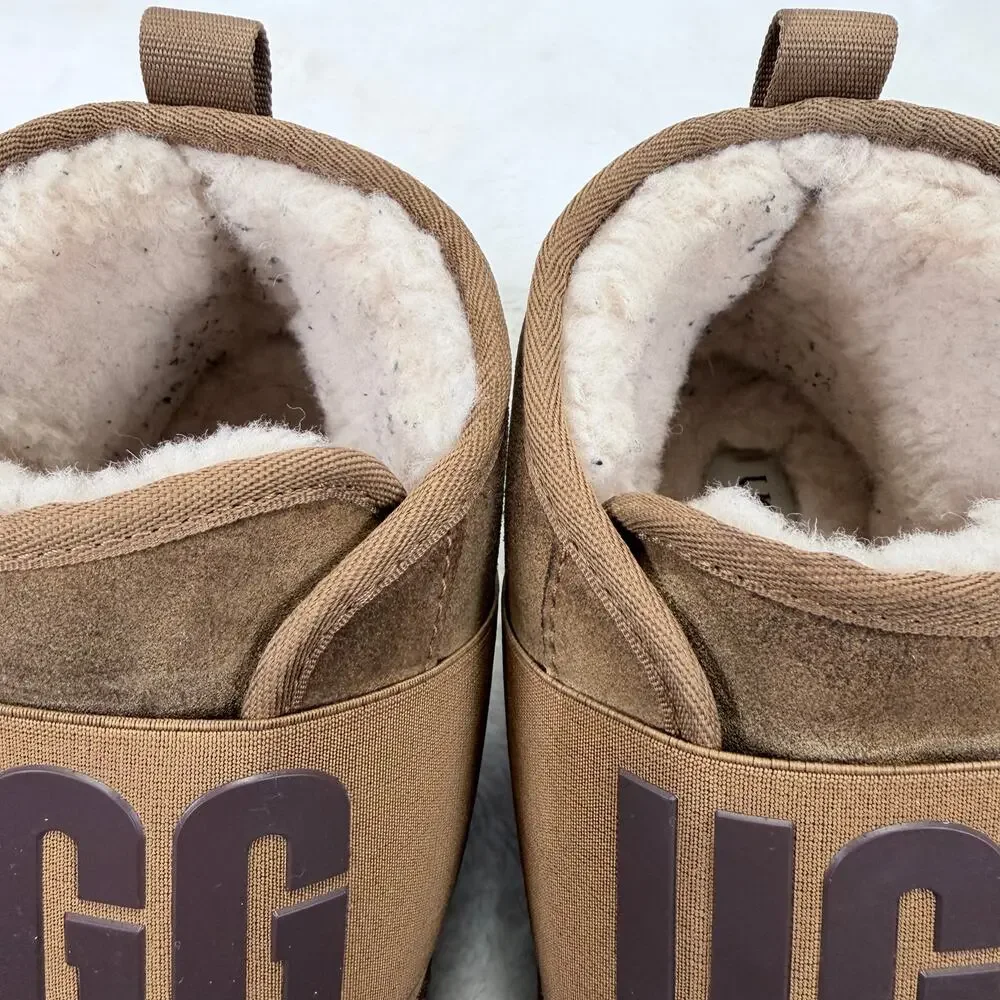 UGG Neumel II Spell Out Suede Chukka Ankle Boots Chestnut (1119392) Mens Size 12